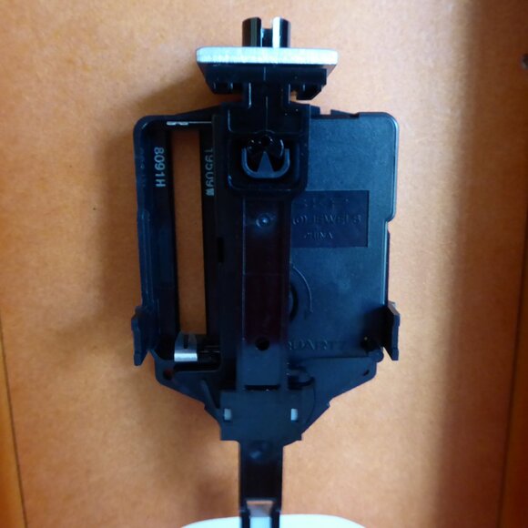 NEW IN BOX VINTAGE INFINITY BRAND 10.25" WOOD MANTEL QUARTZ CLOCK WITH PENDULUM - Picture 8 of 14